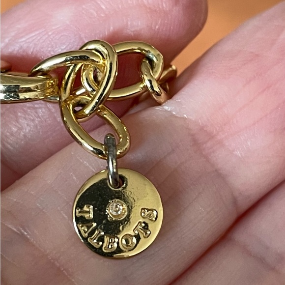 Flower Necklace Gold Tone/ Garnet Color Glass From Talbots - Picture 7 of 8